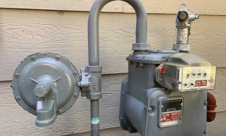 An Avista gas meter serving an Ashland household. Ashland.news photo by Bert Etling