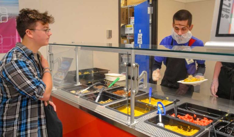 One proposal by lawmakers and advocates would expand the free meals program in Oregon to more schools. Salem Reporter file photo by Rachel Alexander