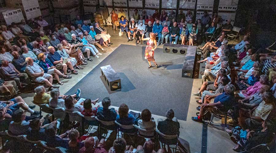 Rogue Theater Company Artistic Director Jessica Sage gives a pre-performance talk at RTC's stage at Grizzly Peak Winery. The company's 2024 season will feature a star-studded roster of 22 actors and directors. Bob Palermini photo