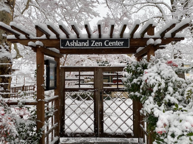 Snow gate 2021