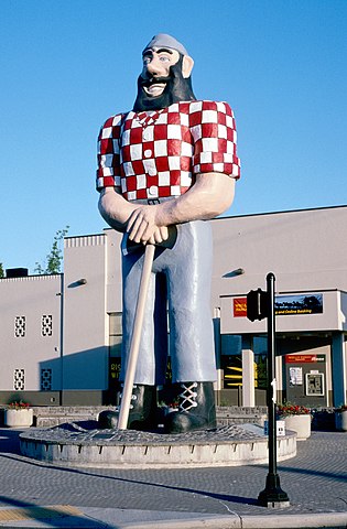 Paul Bunyan statue