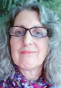 Christine_Hunter2025_208x300